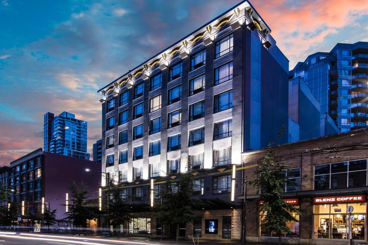 Quality Inn & Suites (Adults Only) Vancouver Buitenkant foto