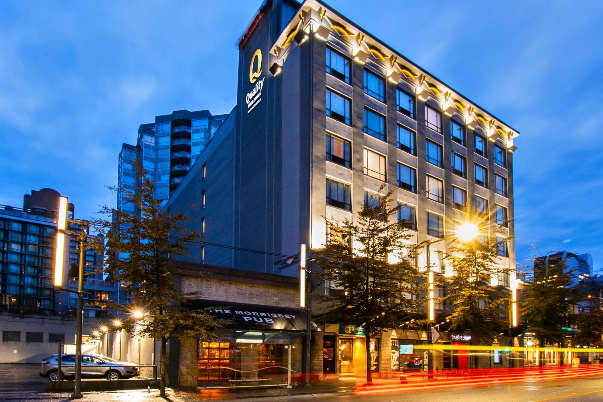 Quality Inn & Suites (Adults Only) Vancouver Buitenkant foto
