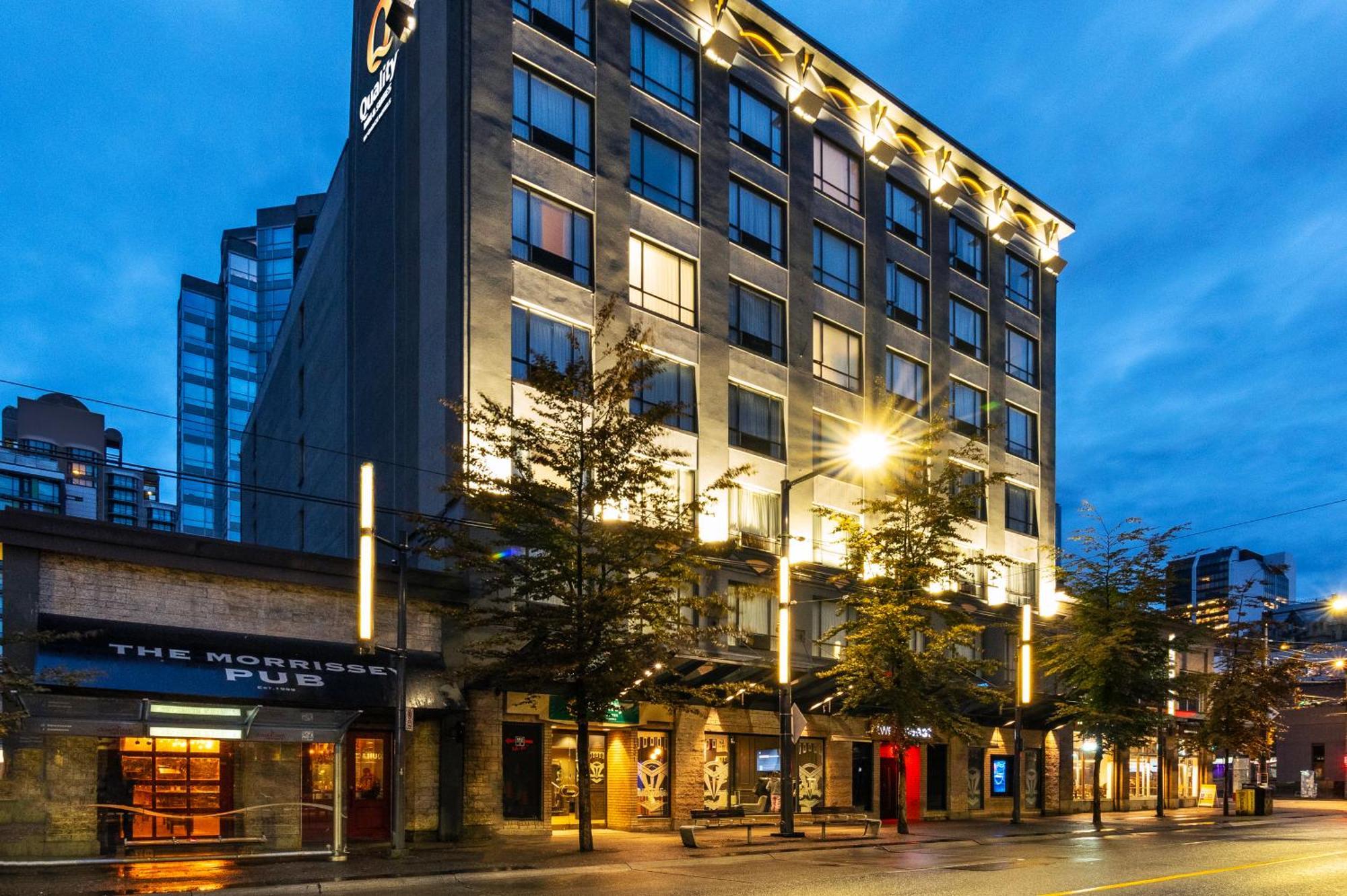 Quality Inn & Suites (Adults Only) Vancouver Buitenkant foto