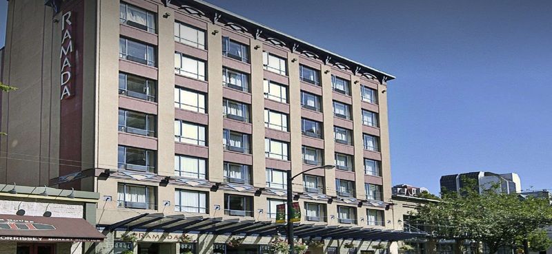 Quality Inn & Suites (Adults Only) Vancouver Buitenkant foto